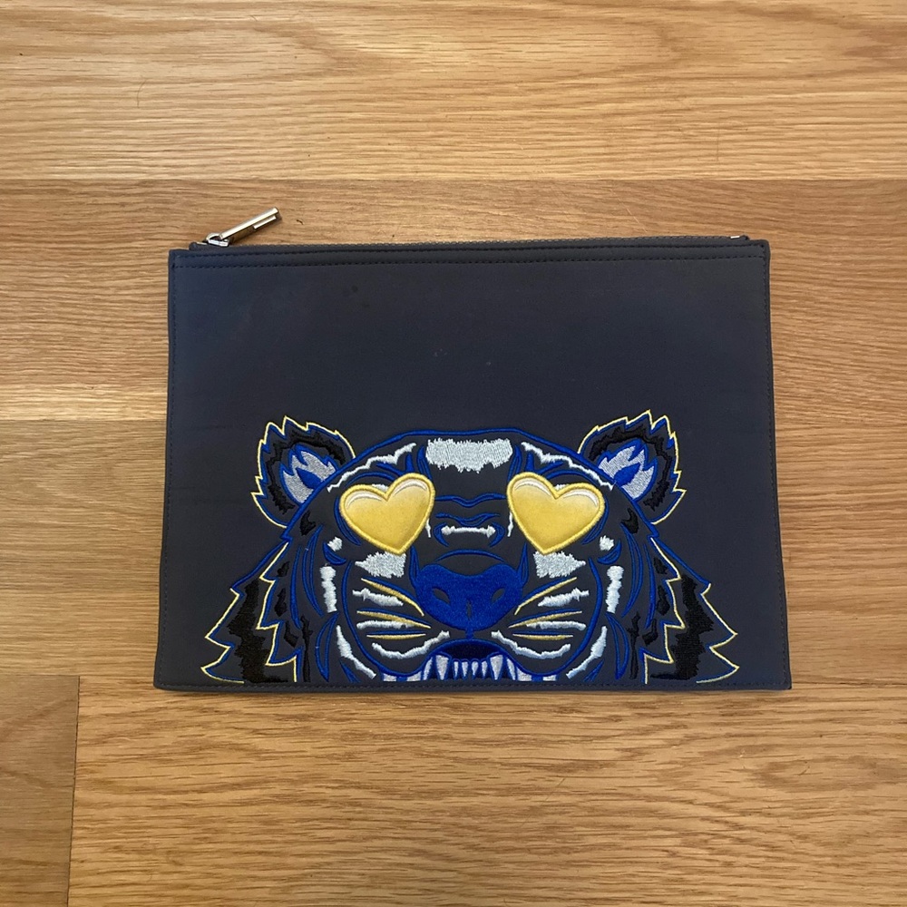 Kenzo Embroidered Tiger Pouch Valentine’s Edition